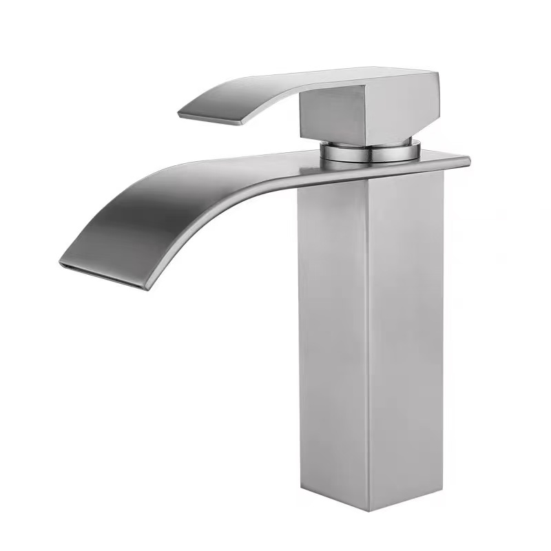 Faucet Wastafel Gaya Grojogan Square